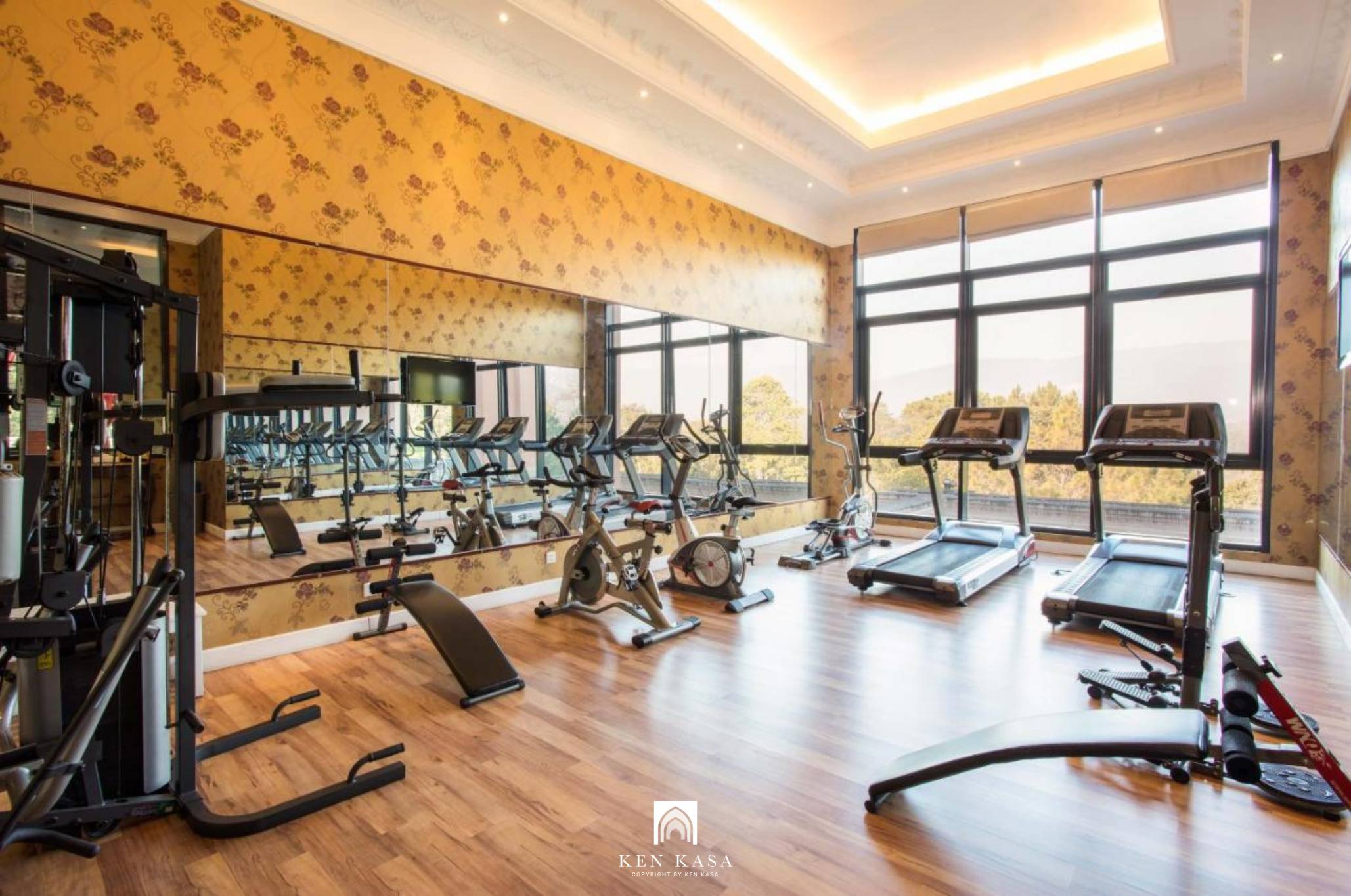 Phòng gym tại Dalat Edensee Lake Resort & Spa